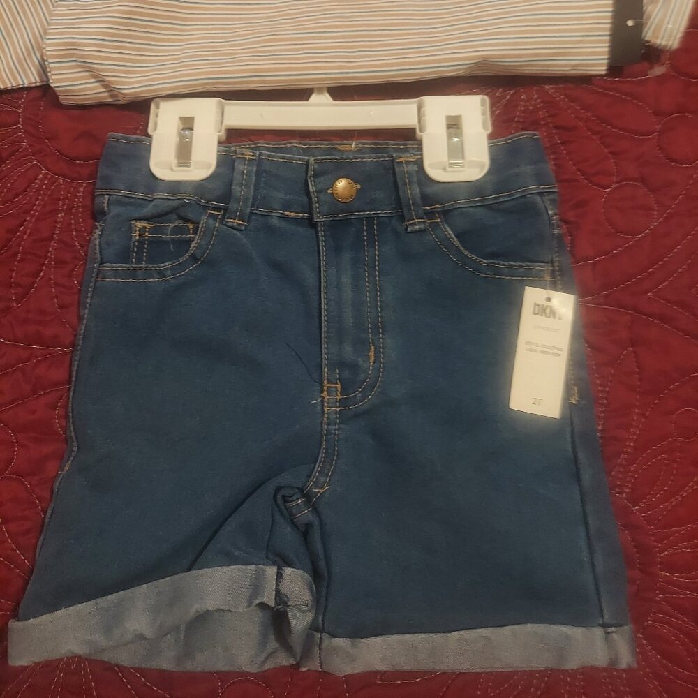 DKNY Conjunto de pantalones cortos para niño – 2 piezas camisa de manga corta